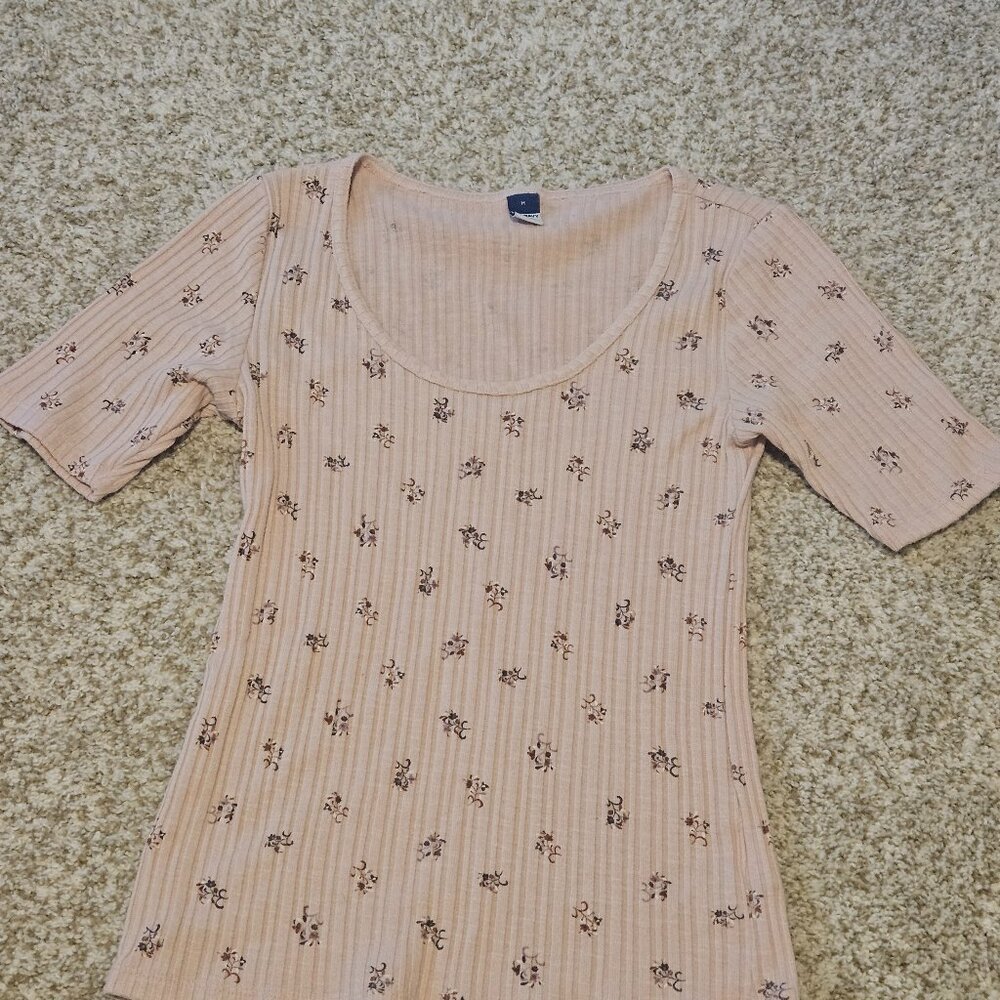Old Navy ribbed Top